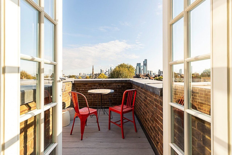 Charming Loft in Islington - Stunning View!