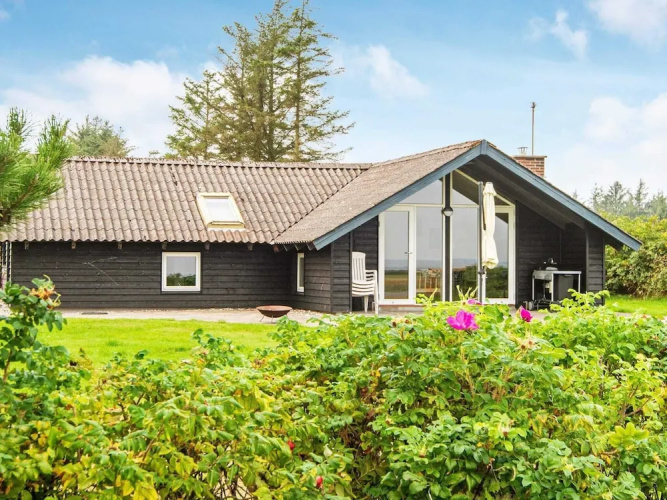 5 Person Holiday Home in Ulfborg