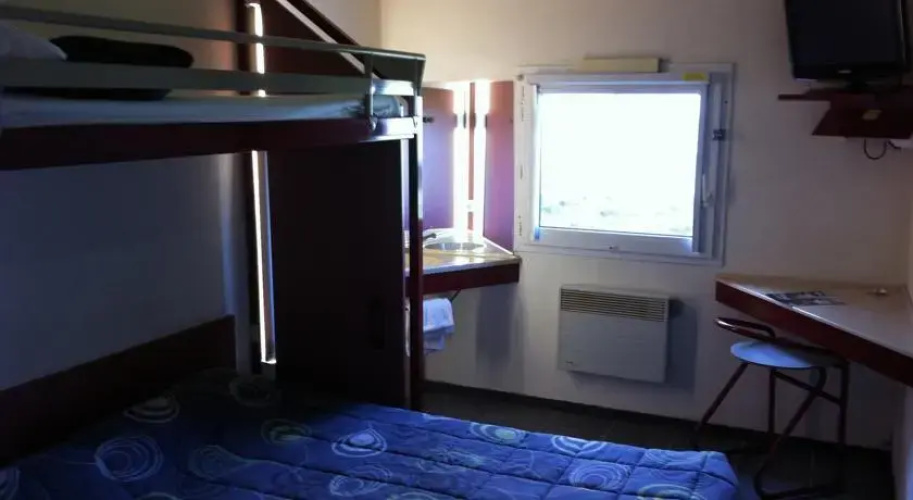 Lemon Hotel Dreux Chartres