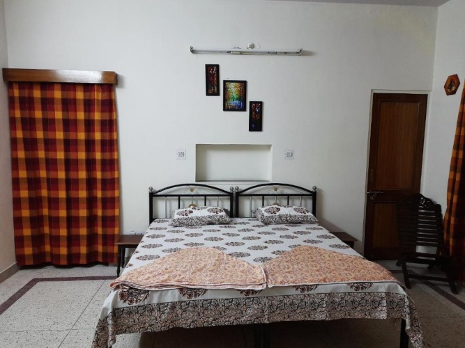 3 Bedrooms Cottage