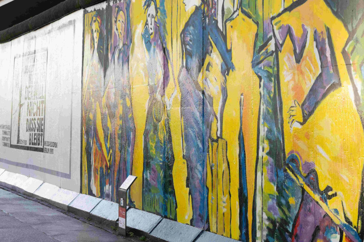 Locke At East Side Gallery, Friedrichshain photo 19