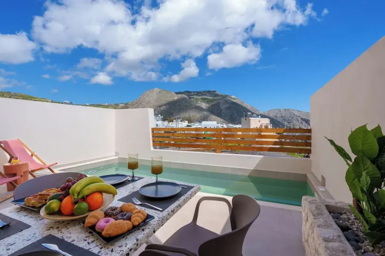 Sugarwhite Suites