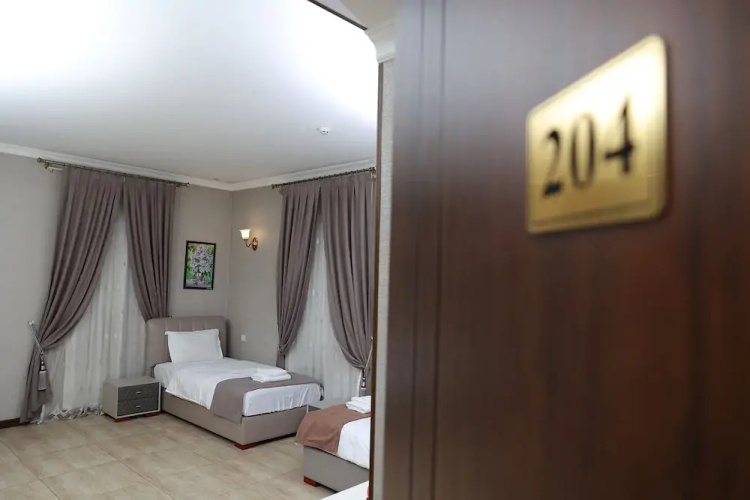 Eco Boutique Emerald Hotel