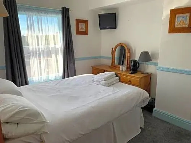 St Tudwals Inn
