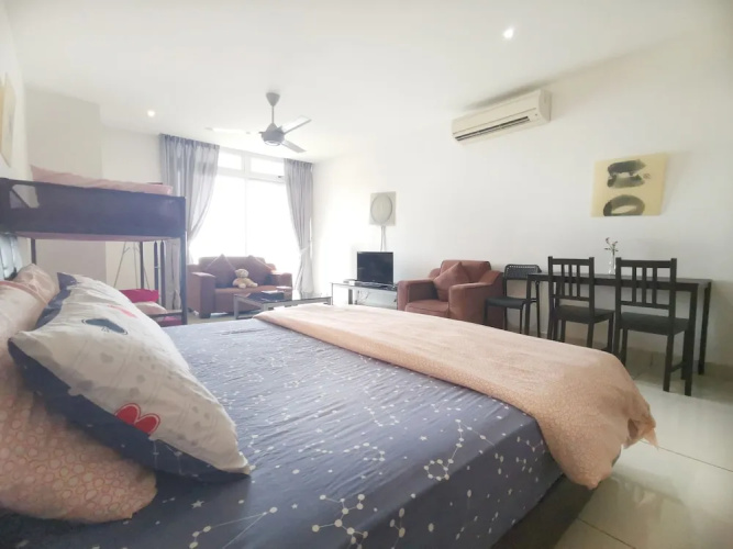 KSL Studio Homestay by Immaculate
