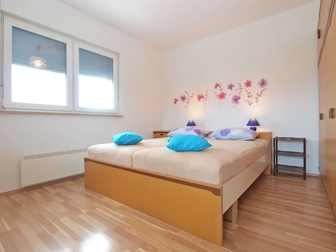 Apartment 1432