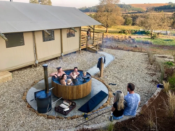2 Bedrooms Tent