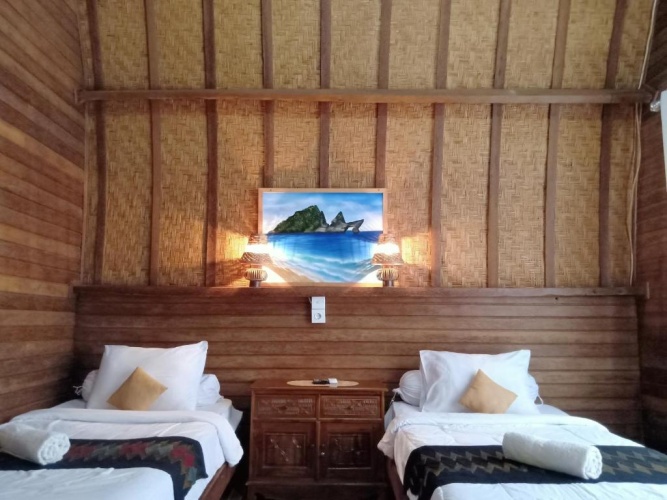 Standard Double room with pool view