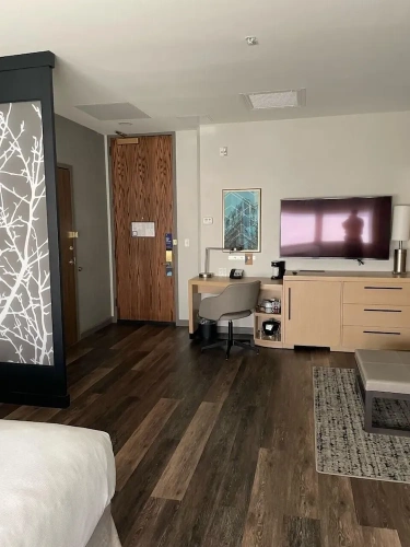 Accessible Tub room