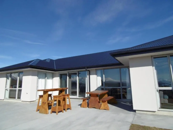 4 Bedrooms Cottage