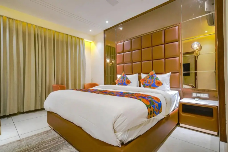 Townhouse 931 Hotel Benchmark