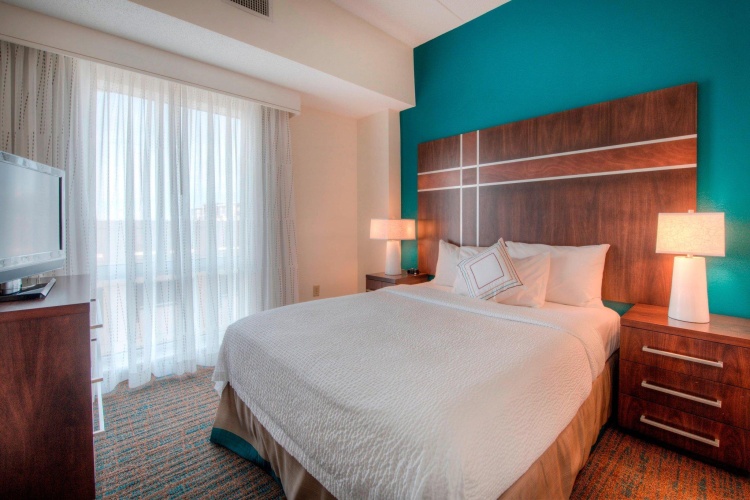 2 Bedrooms Suite