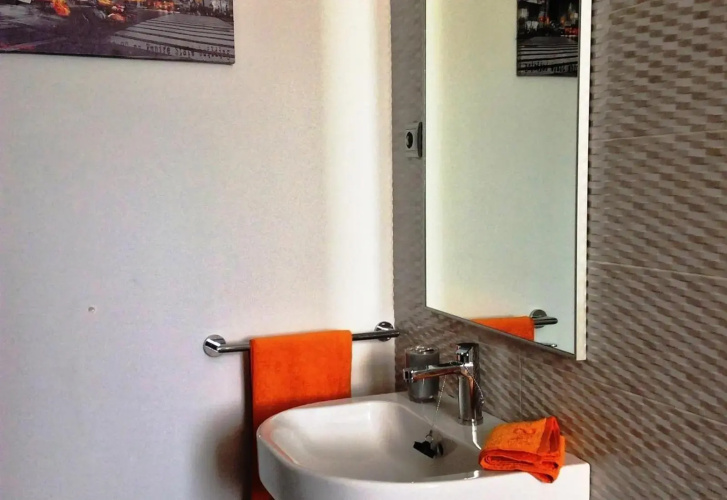 Luxury suite apartment