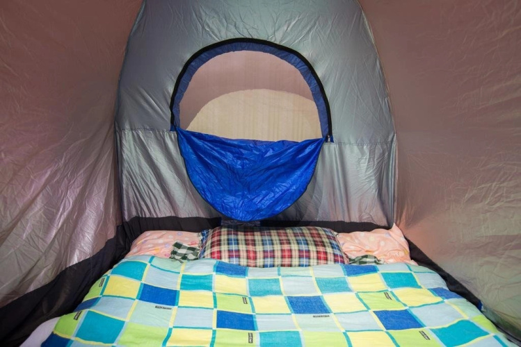 You Wo capsule Hostel