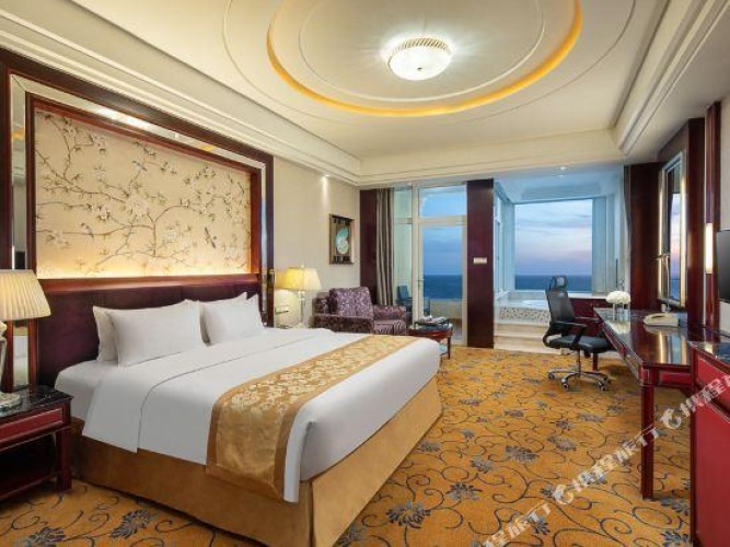 Suite with sea view