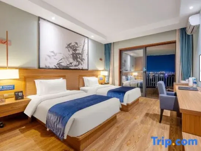 Deluxe Twin room with sea view