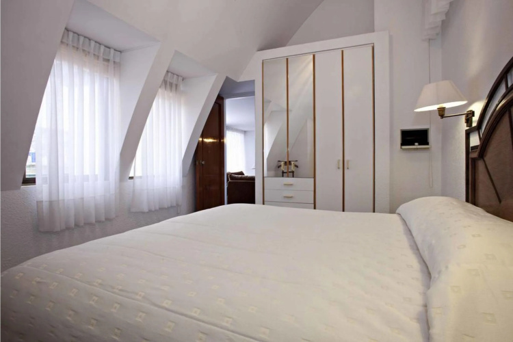Camino Real Aparthotel, Downtown