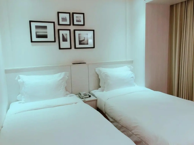 Business Twin room