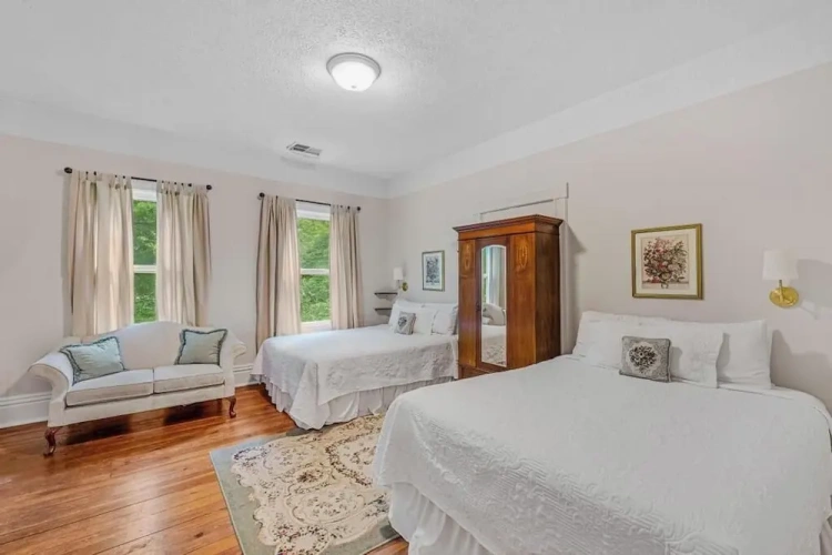 Standard Family room