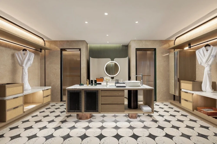 1 Bedroom Suite with river view