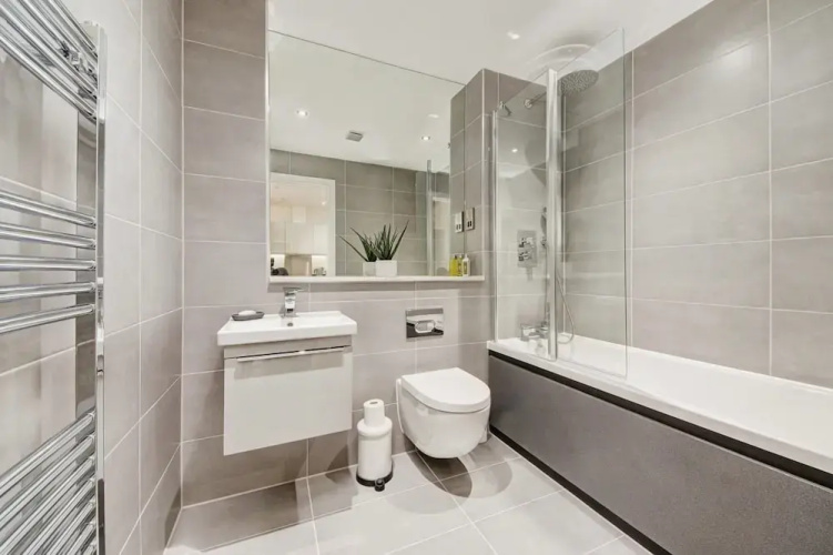 Solihull Modern Living - 1 Bed Apartment