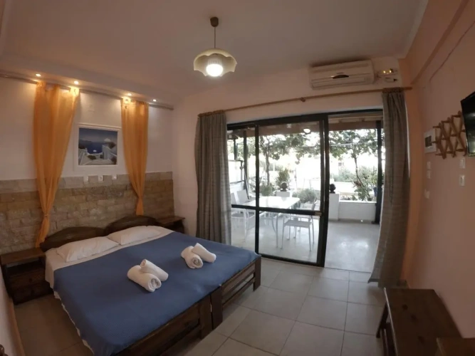 2 Bedrooms Apartment with sea view