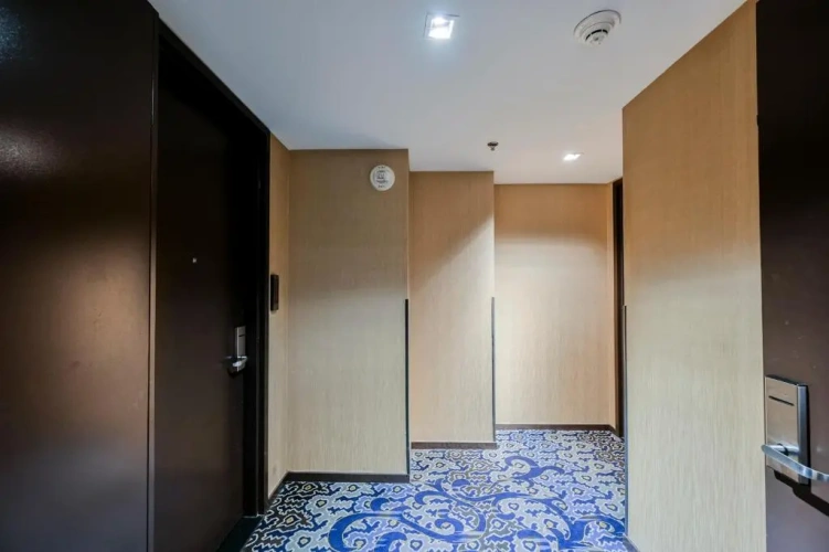 1 Bedroom Apartment with balcony