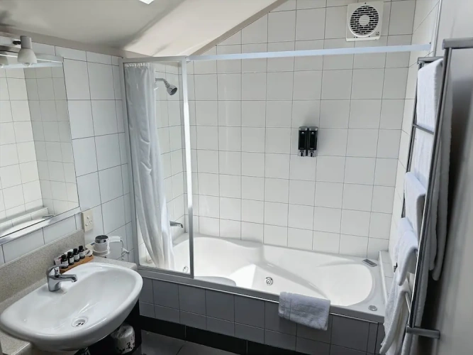 1 Bedroom Luxury Apartment