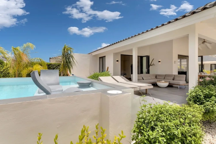 2 Bedrooms Deluxe Villa