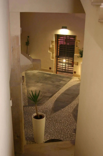 Kyanos Residence