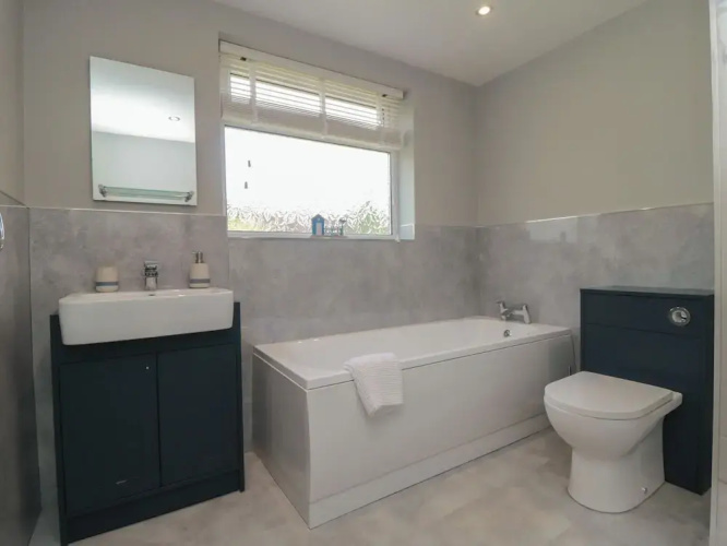36 Chatsworth Close