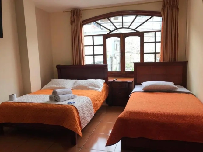 Standard Triple room