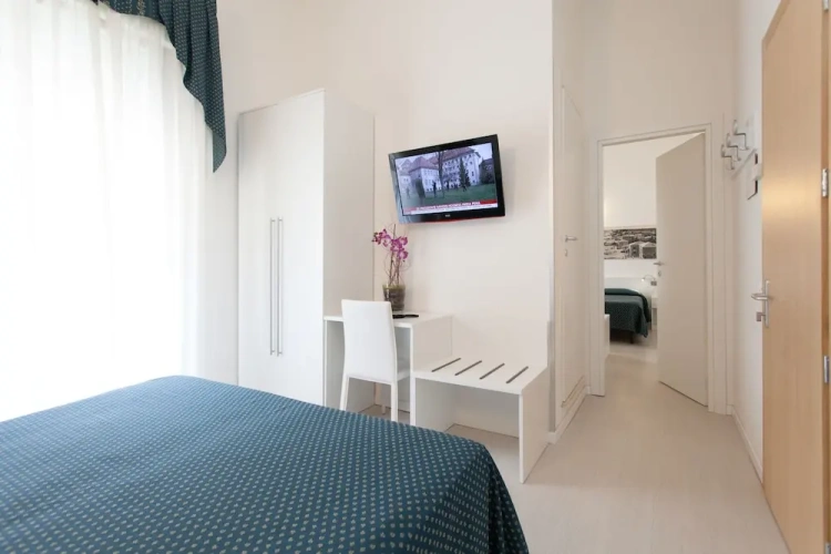 Standard Quadruple Family room