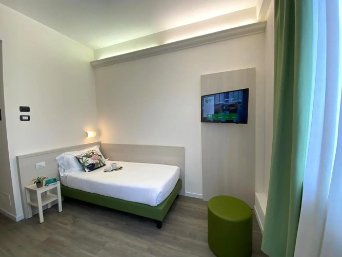 Hotel Embassy Pero