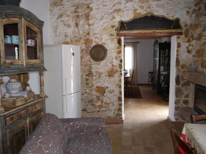 3 Bedrooms Cottage