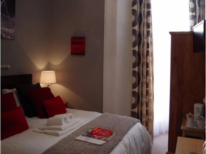 Sarnia Guest House