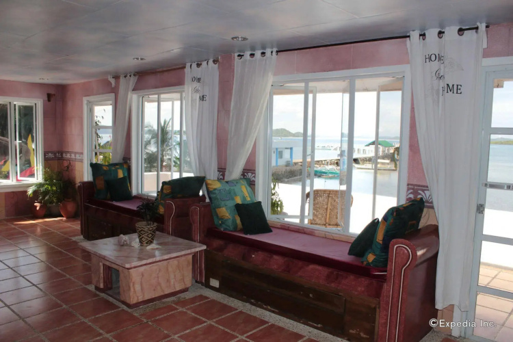 Pierhouse Lodging