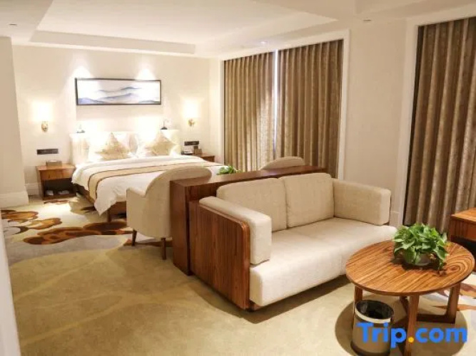 Ruiling International Hotel