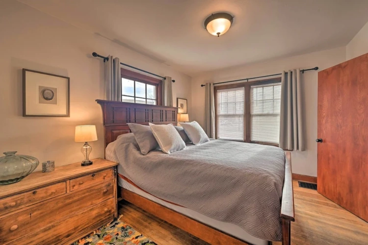 2 Bedrooms Cottage