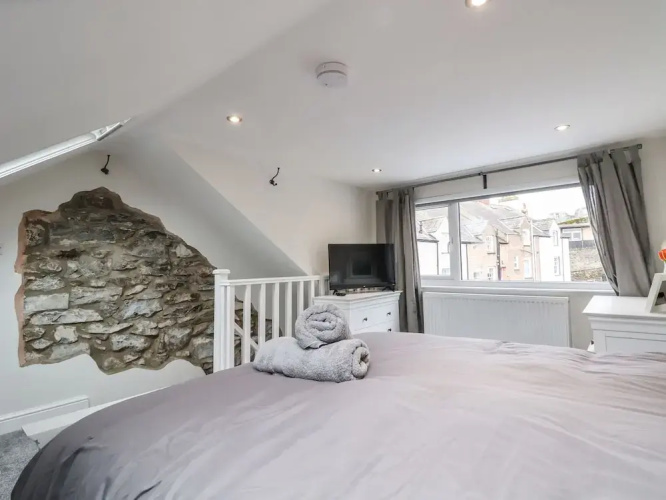 4 Railway Terrace