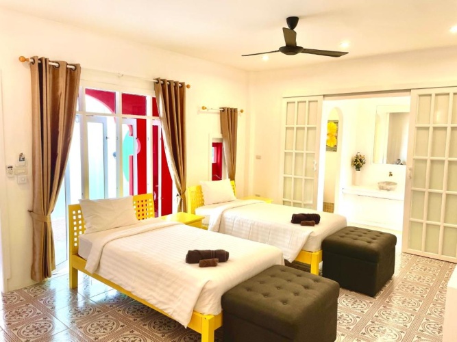 Deluxe Twin room