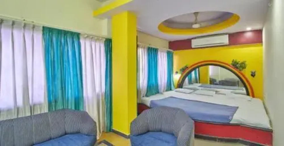 Aditya Hotel