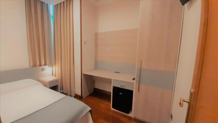 Standard Triple room with view