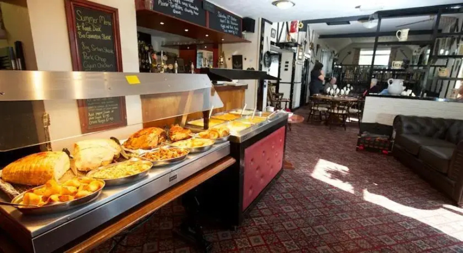 Fox and Hounds Inn