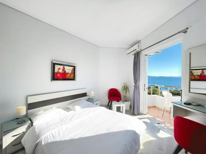 Deluxe Double room with balcony and with sea view