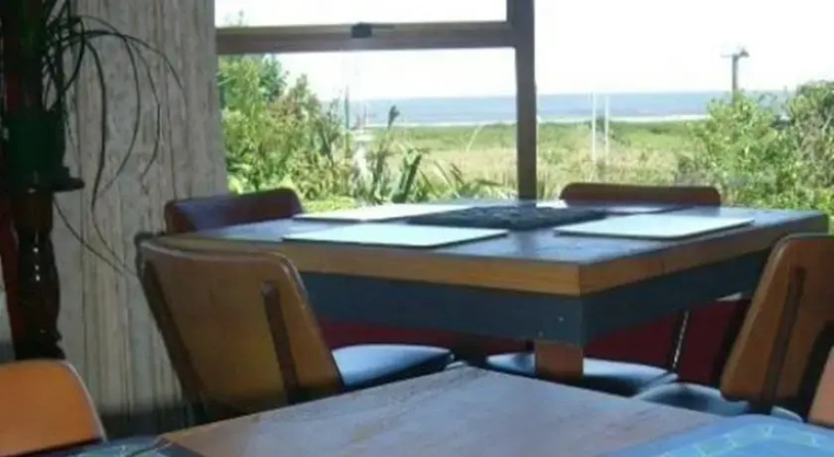 Birdsong accommodation yha