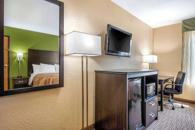 Americas Best Value Inn Brandenburg