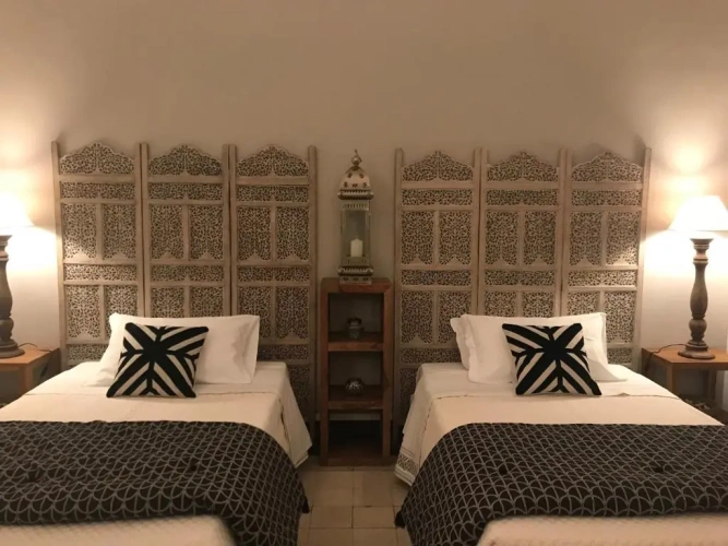 Standard Twin room with garden view