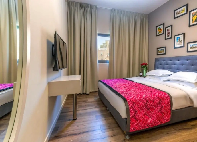 1 Bedroom Apartment