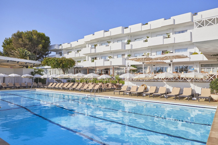 Hotel Rocamarina - Adults Only photo 17